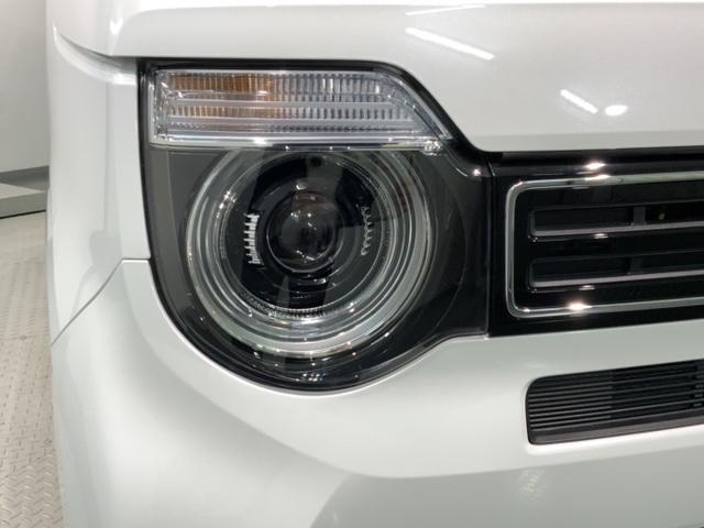 ＬＥＤヘッドライトは、点灯の瞬間から最大光量を発揮し、突然暗くなるトンネルなどでの安定感を高めます。