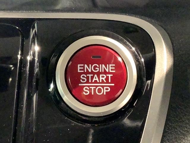 Ｎ－ＢＯＸカスタム Ｇ　いまコレ＋新品ナビ付　１年保証　ＨＩＤ　ＶＳＡ　スマ－トキ－　盗難防止装置　整備記録簿　ＡＡＣ　スペアキ－　ドアバイザ－　ベンチシ－ト　Ｗエアバッグ（12枚目）