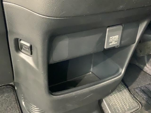 Ｎ－ＢＯＸカスタム Ｇ　いまコレ＋新品ナビ付　１年保証　ＨＩＤ　ＶＳＡ　スマ－トキ－　盗難防止装置　整備記録簿　ＡＡＣ　スペアキ－　ドアバイザ－　ベンチシ－ト　Ｗエアバッグ（27枚目）