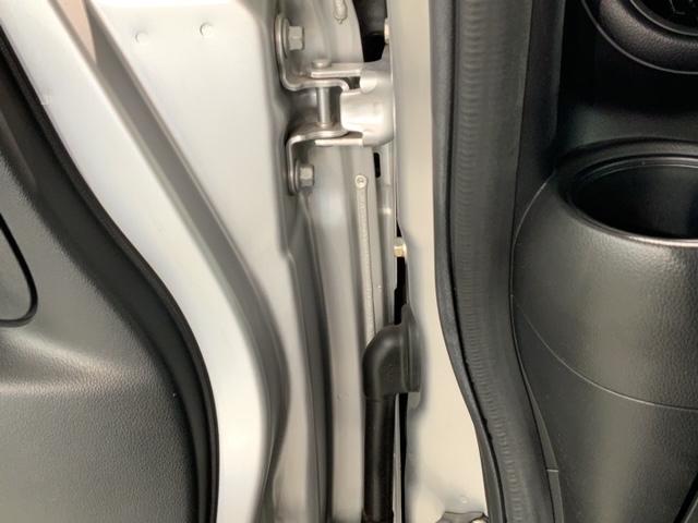 Ｎ－ＢＯＸカスタム Ｇ　いまコレ＋新品ナビ付　１年保証　ＨＩＤ　ＶＳＡ　スマ－トキ－　盗難防止装置　整備記録簿　ＡＡＣ　スペアキ－　ドアバイザ－　ベンチシ－ト　Ｗエアバッグ（42枚目）