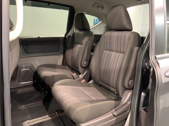 フリード G・ホンダセンシング 最長5年保証 ワンオ-ナ- ナビVXM-194Ci Rカメラ BTオ-ディオ ETC LEDライト 両側電動ドア VSA クルコン スマ-トキ- 盗難防止装置 整備記録簿 AAC スペアキ-(32枚目)