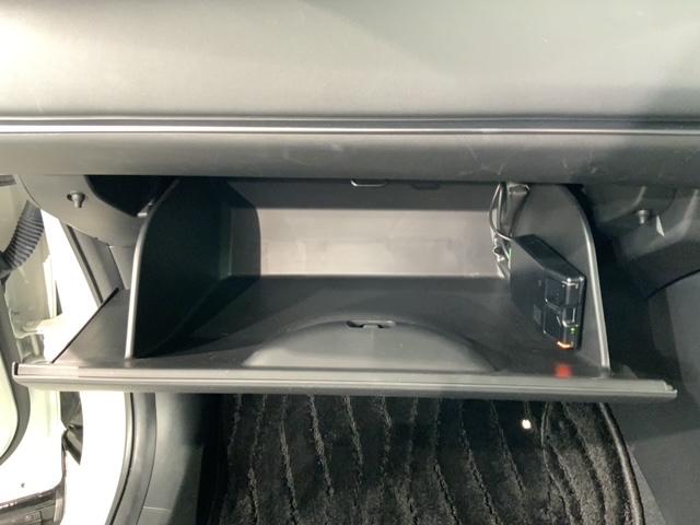 ヴェゼル e:HEV Z H SENSING 最長5年保証 ワンオ-ナ- 純正ナビ TV Rカメラ BTオ-ディオ ドラレコ ETC LEDライト VSA シ-トヒ-タ- クルコン アルミ スマ-トキ- スペアキ- 整備記録簿(28枚目)