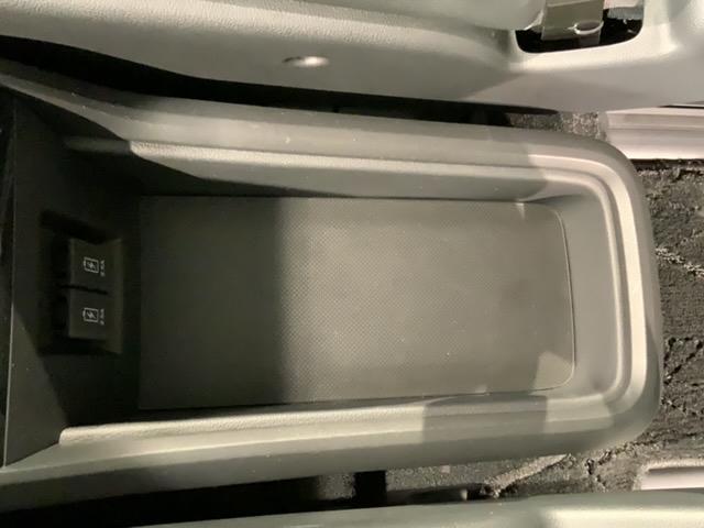 ステップワゴンスパーダ スパーダハイブリッド　Ｇ・ＥＸ　ホンダセンシング　最長５年保証　ワンオ－ナ－　ナビＶＸＭ－１８７ＶＦＮｉ　ＴＶ　Ｒカメラ　ＣＤ録音　ＢＴオ－ディオ　ＤＶＤ　Ｒモニタ－　ＥＴＣ　ＬＥＤライト　両側電動ドア　ＶＳＡ　シ－トヒ－タ－　クルコン　アルミ（27枚目）