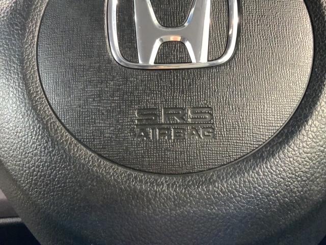 Ｎ－ＯＮＥ プレミアム　１年保証　ＴＶ　Ｒカメラ　音楽機器接続　ＨＩＤ　ＶＳＡ　アルミ　フォグ　ベンチシート　スマートキー　盗難防止装置　整備記録簿　ＡＡＣ　Ｗエアバッグ（22枚目）