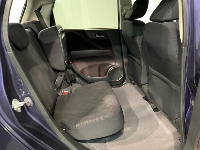 Ｎ－ＯＮＥ プレミアム　１年保証　ＴＶ　Ｒカメラ　音楽機器接続　ＨＩＤ　ＶＳＡ　アルミ　フォグ　ベンチシート　スマートキー　盗難防止装置　整備記録簿　ＡＡＣ　Ｗエアバッグ（36枚目）