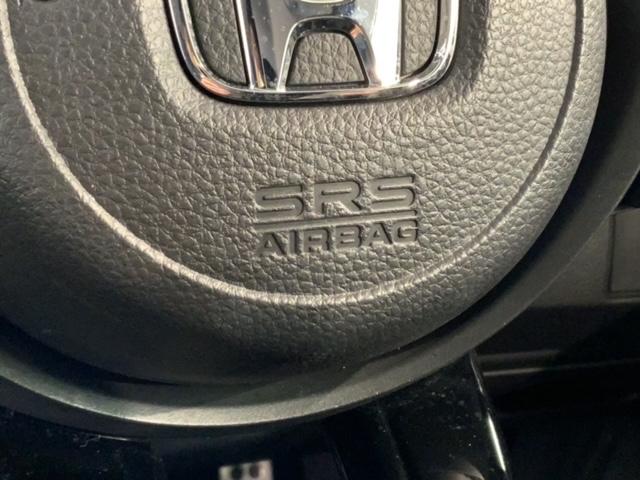 ヴェゼル ｅ：ＨＥＶ　Ｚ　Ｈ　ＳＥＮＳＩＮＧ　最長５年保証　ワンオーナー　純正ナビＴＶ　Ｒカメラ　マルチビュ－　ＥＴＣ　ＬＥＤライト　ＶＳＡ　シ－トヒ－タ－　クルコン　アルミ　スマ－トキ－　スペアキ－　盗難防止装置　整備記録簿（22枚目）