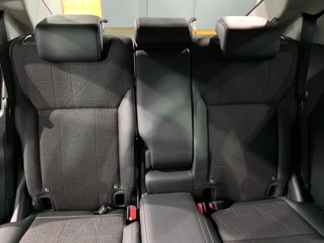 ヴェゼル ｅ：ＨＥＶ　Ｚ　Ｈ　ＳＥＮＳＩＮＧ　最長５年保証　ワンオーナー　純正ナビＴＶ　Ｒカメラ　マルチビュ－　ＥＴＣ　ＬＥＤライト　ＶＳＡ　シ－トヒ－タ－　クルコン　アルミ　スマ－トキ－　スペアキ－　盗難防止装置　整備記録簿（32枚目）