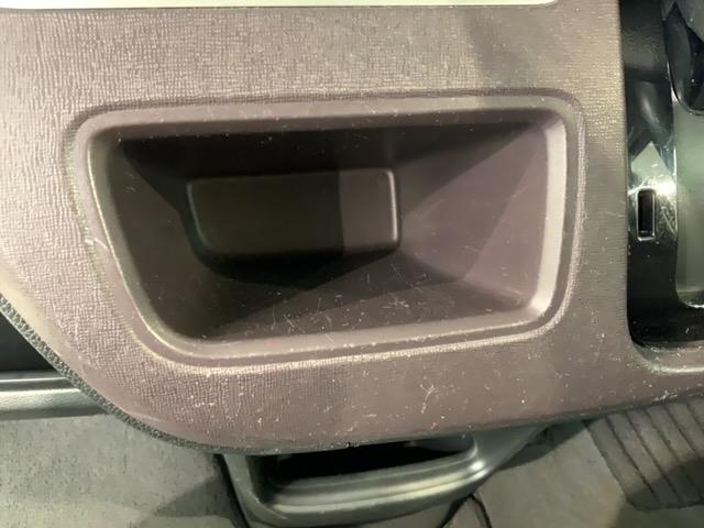 Ｎ－ＯＮＥ プレミアム　ＳＳパッケージ　あんしんＰＫＧ　１年保証　ワンオーナー　ナビ　ＴＶ　Ｒカメラ　ＣＤ録音　ＢＴオ－ディオ　ＤＶＤ　ドラレコ　シートヒーター　ＨＩＤ　ＶＳＡ　アルミ　フォグ　スマートキー　盗難防止装置　整備記録簿　ＡＡＣ（28枚目）