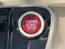 ワンプッシュでエンジンのスタート、ストップが出来て便利です。