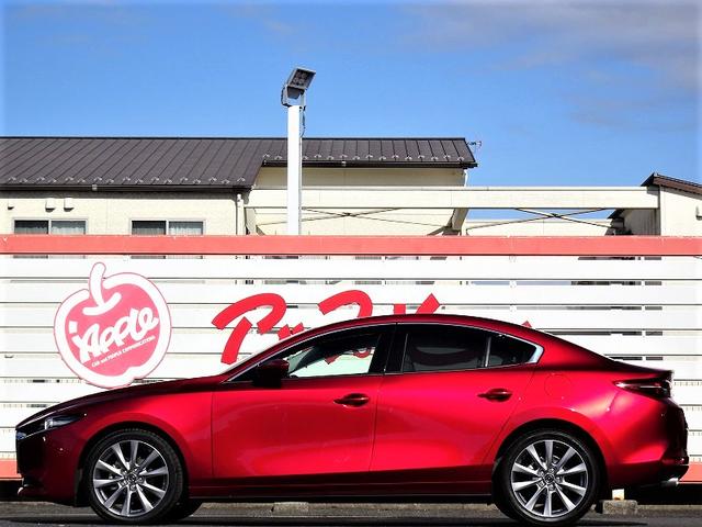 20S Lパッケージ 360°モニター ホワイトレザーシート シートヒーター ステアリングヒーター 純正SDナビ フルセグ Bluetooth クルーズコントロール ドライブレコーダー(前後) ETC パドルシフト(7枚目)
