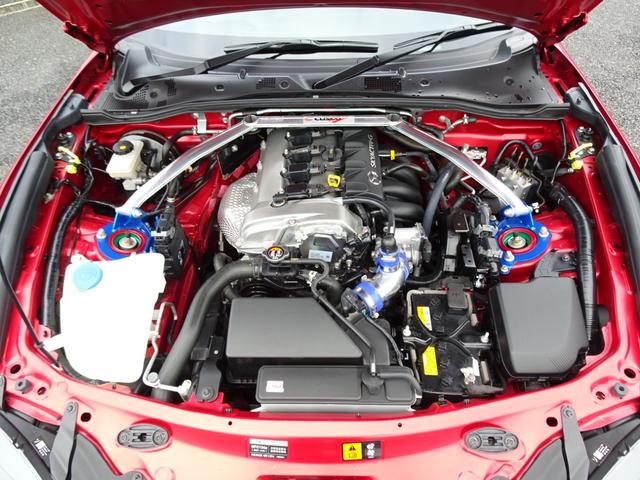 ロードスター Ｓスペシャルパッケージ　ＲＡＹＺ１６インチ　スリットブレーキローター　ＨＫＳマフラー　ＴＥＩＮ車高調　クスコタワーバー　サクションパイプ　オートエグゼクイックシフター　メンバーブレースバー　純正ナビ　フルセグ　Ｂカメラ（2枚目）