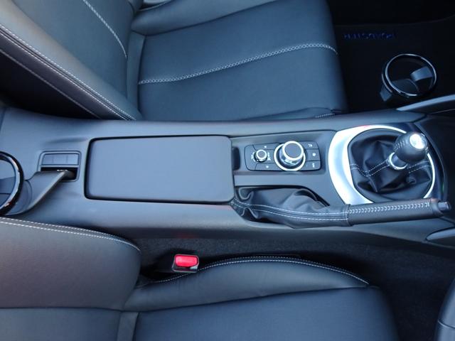 ロードスター ネイビー・トップ オプションRAYZ16インチ&ブレンボキャリパー 6速ミッション 純正ナビ 黒革シート クルーズコントロール シートヒーター LEDヘッド フルセグTV バックカメラ(22枚目)