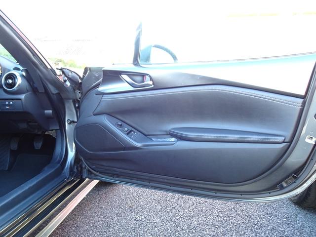 ロードスター ネイビー・トップ オプションRAYZ16インチ&ブレンボキャリパー 6速ミッション 純正ナビ 黒革シート クルーズコントロール シートヒーター LEDヘッド フルセグTV バックカメラ(26枚目)