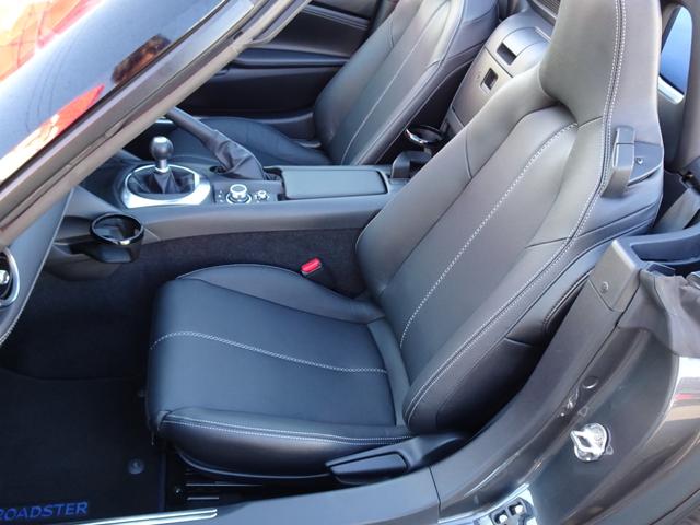 ロードスター ネイビー・トップ オプションRAYZ16インチ&ブレンボキャリパー 6速ミッション 純正ナビ 黒革シート クルーズコントロール シートヒーター LEDヘッド フルセグTV バックカメラ(27枚目)