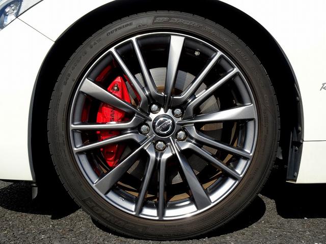 スカイライン 400R ★サンルーフ ★革スポーツシート ★メーカーナビ ★アラウンドビューモニター ★フルセグTV ★シートヒーター ★メモリー機能パワーシート ★クルーズコントロール ★エマージェンシーブレーキ ★ソナー(25枚目)