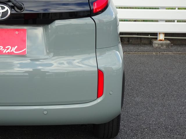 シエンタ Ｚ　純正８インチＤＡナビ　パノラミックビューモニター　コンフォートパッケージ　ＥＴＣ２．０　ハンズフリー両側パワースライドドア　ＬＥＤ　電動格納ミラー　ブラインドスポットモニター（17枚目）