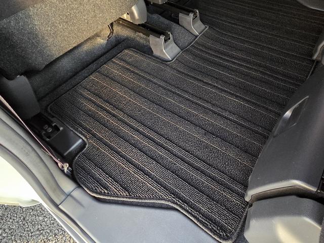 ムーヴキャンバス Ｇブラックインテリアリミテッド　ＳＡＩＩＩ　衝突被害軽減ブレーキ（ＳＡ３）　両側電動ドア　全方位カメラ　社外ナビ　ワンセグＴＶ　ドラレコ　ＥＴＣ　オートハイビーム　プッシュスタート　スペアキー（42枚目）