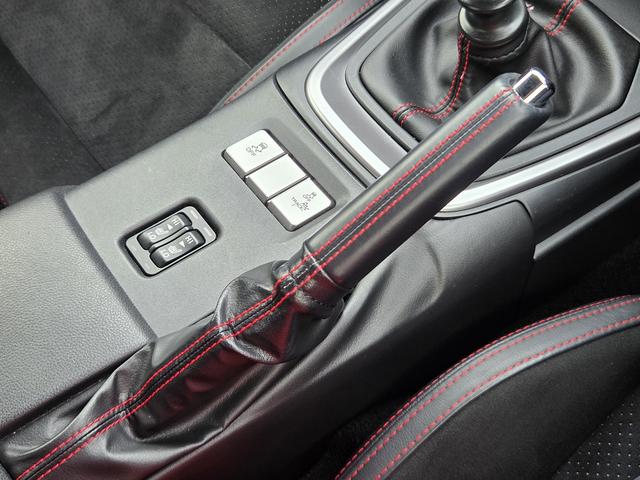 BRZ S ロッソモデロマフラー ブリッツ車高調 LEDライナー アルパインナビ バックカメラ フルセグTV ドラレコ前後 クルーズコントロール 前席シートヒーター ETC BSM 1オーナー 禁煙車(64枚目)