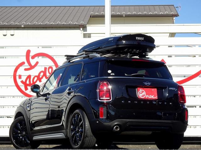 ＭＩＮＩ クーパーＤ　クロスオーバー　前席シートヒーター　前席パワーシート　１８インチアルミ　ヘッドアップディスプレイ　革シート　マルチディスプレイメーター　パワーバックドア　バックカメラ　インテリジェントセイフティ　クルーズコントロール（11枚目）