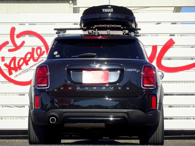 ＭＩＮＩ クーパーＤ　クロスオーバー　前席シートヒーター　前席パワーシート　１８インチアルミ　ヘッドアップディスプレイ　革シート　マルチディスプレイメーター　パワーバックドア　バックカメラ　インテリジェントセイフティ　クルーズコントロール（14枚目）