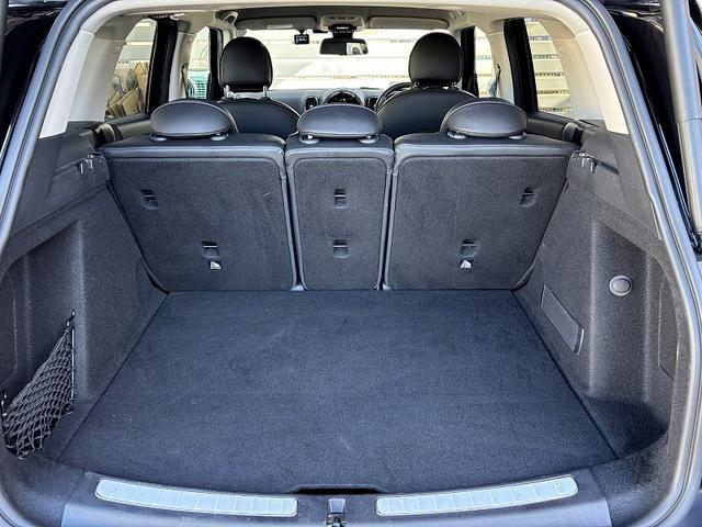 ＭＩＮＩ クーパーＤ　クロスオーバー　前席シートヒーター　前席パワーシート　１８インチアルミ　ヘッドアップディスプレイ　革シート　マルチディスプレイメーター　パワーバックドア　バックカメラ　インテリジェントセイフティ　クルーズコントロール（43枚目）