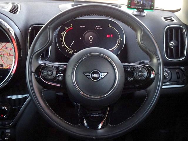 ＭＩＮＩ クーパーＤ　クロスオーバー　前席シートヒーター　前席パワーシート　１８インチアルミ　ヘッドアップディスプレイ　革シート　マルチディスプレイメーター　パワーバックドア　バックカメラ　インテリジェントセイフティ　クルーズコントロール（46枚目）
