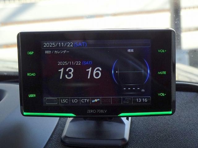 ＭＩＮＩ クーパーＤ　クロスオーバー　前席シートヒーター　前席パワーシート　１８インチアルミ　ヘッドアップディスプレイ　革シート　マルチディスプレイメーター　パワーバックドア　バックカメラ　インテリジェントセイフティ　クルーズコントロール（58枚目）