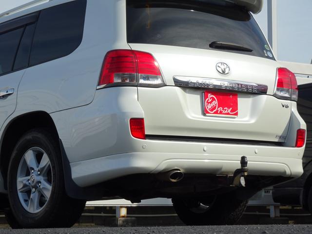 ランドクルーザー ＡＸ　Ｇセレクション　純正エアロ　純正ナビゲーション　フルセクテレビ　シルクブレイズ１本出しマフラー　ＬＥＤテールレンズ　レーダークルーズコントローラー　全席シートヒーター　ビルトインＥＴＣ　キャンピング登録（13枚目）