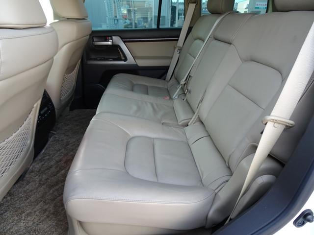 ランドクルーザー ＡＸ　Ｇセレクション　純正エアロ　純正ナビゲーション　フルセクテレビ　シルクブレイズ１本出しマフラー　ＬＥＤテールレンズ　レーダークルーズコントローラー　全席シートヒーター　ビルトインＥＴＣ　キャンピング登録（33枚目）