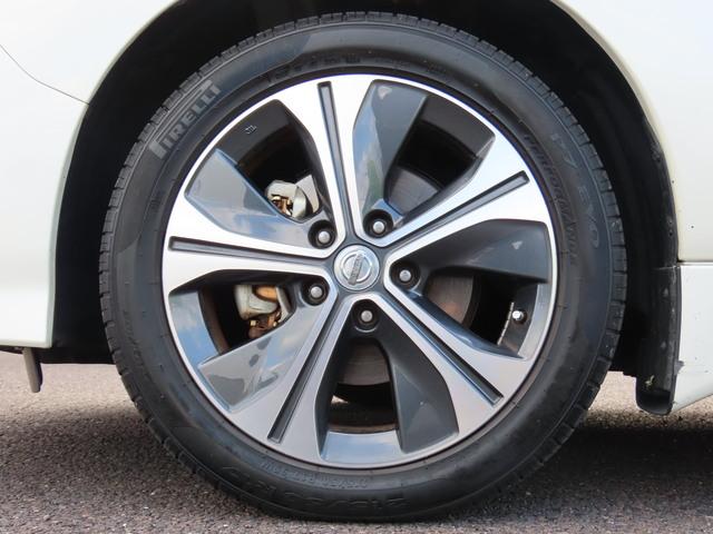 リーフ Ｇ　ワンオーナー　プロパイロット　アラウンドビューモニター　純正ドライブレコーダー　デジタルインナーミラー　ブラインドスポットモニター　エアマージェンシーブレーキ　ステアリングヒーター　ビルトインＥＴＣ（19枚目）