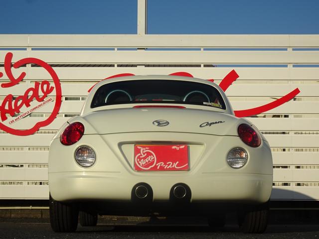 コペン 10thアニバーサリーエディション MOMOハンドル ETC HIDヘッドランプ アクティブトップ開閉動作確認済み TCターボ 黒革シート(6枚目)