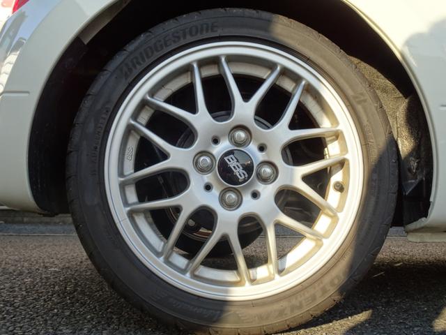 コペン 10thアニバーサリーエディション MOMOハンドル ETC HIDヘッドランプ アクティブトップ開閉動作確認済み TCターボ 黒革シート(15枚目)