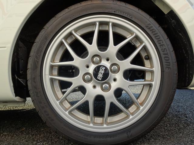 コペン 10thアニバーサリーエディション MOMOハンドル ETC HIDヘッドランプ アクティブトップ開閉動作確認済み TCターボ 黒革シート(18枚目)