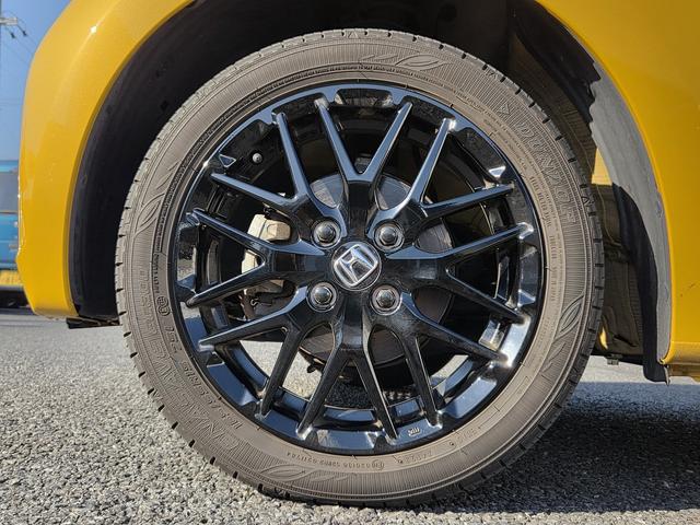 Ｎ－ＯＮＥ ＲＳ　６速マニュアル　ホンダセンシング　純正ナビＴＶ　バックカメラ　Ｂｌｕｅｔｏｏｔｈ　純正アルミシフトノブ　純正アルミペダル　ドラレコ　ＥＴＣ　スペアキー　プッシュスタート　クルコン（9枚目）