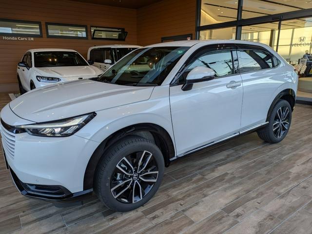 ヴェゼル ｅ：ＨＥＶＺ　２年間走行無制限保証　ホンダセンシングドラレコ前後　フルセグＴＶ　ＬＥＤヘッドライト純正ＮＡＶＩ　ＥＴＣ２．０　バックカメラ　１０スピーカー　　　ワンオーナー　禁煙車（7枚目）