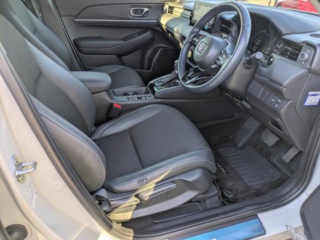 ヴェゼル ｅ：ＨＥＶＺ　２年間走行無制限保証　ホンダセンシングドラレコ前後　フルセグＴＶ　ＬＥＤヘッドライト純正ＮＡＶＩ　ＥＴＣ２．０　バックカメラ　１０スピーカー　　　ワンオーナー　禁煙車（16枚目）