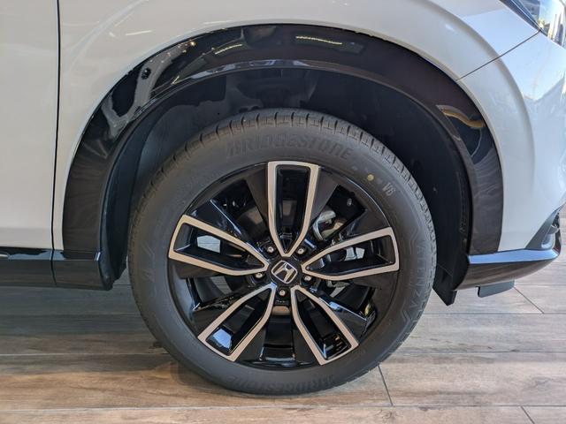 ヴェゼル ｅ：ＨＥＶＺ　２年間走行無制限保証　ホンダセンシングドラレコ前後　フルセグＴＶ　ＬＥＤヘッドライト純正ＮＡＶＩ　ＥＴＣ２．０　バックカメラ　１０スピーカー　　　ワンオーナー　禁煙車（25枚目）