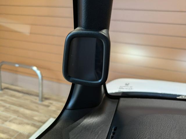 Ｎ－ＢＯＸカスタム ターボ　２年間走行無制限保証　未使用車　ホンダセンシングＬＥＤヘッドライト　バックカメラ　純正アルミ　両側電動スライドドア　フルエアロ　スマートキーワンオーナー（21枚目）