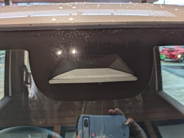 Ｎ－ＢＯＸカスタム ターボ　２年間走行無制限保証　未使用車　ホンダセンシングＬＥＤヘッドライト　バックカメラ　純正アルミ　両側電動スライドドア　フルエアロ　スマートキーワンオーナー（22枚目）