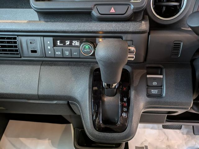 Ｎ－ＢＯＸカスタム ターボ　２年間走行無制限保証　未使用車　ホンダセンシングＬＥＤヘッドライト　バックカメラ　フルエアロ　　両側電動スライドドア　シートヒーターワンオーナー　禁煙車（12枚目）