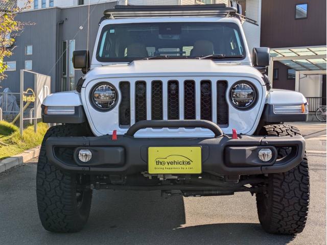 ジープ・グラディエーター ルビコン エクストリームJアルミホイール FOXショックリフトアップ LEDヘッドライト ルーフラック ブラウンレザーシート シートヒーター フロント・バックカメラ ヒッチメンバー(2枚目)