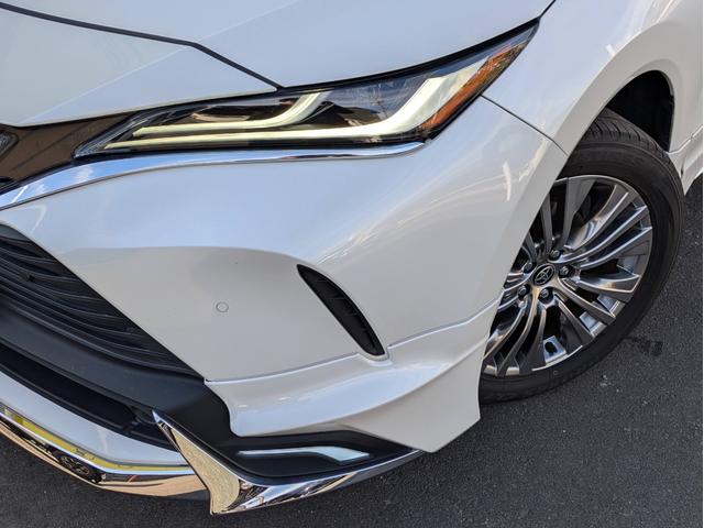 ハリアー Ｚ　レザーパッケージ　モデリスタエアロ　ＪＢＬサウンドナビ　３６０°カメラ　純正ナビ　地デジＴＶ　革シート　エアシート　デジタルインナーミラー　パワーバックドア　トヨタセーフティセンス　ＢＳＭ　ＨＵＤ（10枚目）