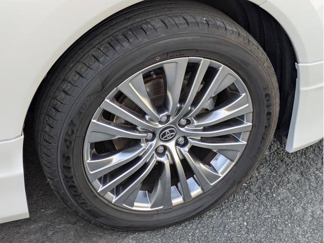 ハリアー Ｚ　レザーパッケージ　モデリスタエアロ　ＪＢＬサウンドナビ　３６０°カメラ　純正ナビ　地デジＴＶ　革シート　エアシート　デジタルインナーミラー　パワーバックドア　トヨタセーフティセンス　ＢＳＭ　ＨＵＤ（11枚目）