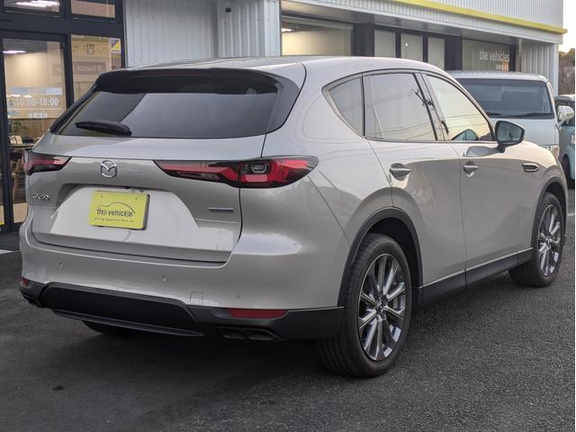 ＣＸ－６０ ２５Ｓ　エクスクルーシブモード　ホワイトレザーシート　エアシート　スマートキー　パワーバックドア　純正ナビ　地デジＴＶ　３６０°カメラ　ブルートゥース　ＥＴＣ　スマートブレーキサポート　レーンキープ（8枚目）