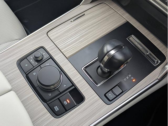 ＣＸ－６０ ２５Ｓ　エクスクルーシブモード　ホワイトレザーシート　エアシート　スマートキー　パワーバックドア　純正ナビ　地デジＴＶ　３６０°カメラ　ブルートゥース　ＥＴＣ　スマートブレーキサポート　レーンキープ（21枚目）