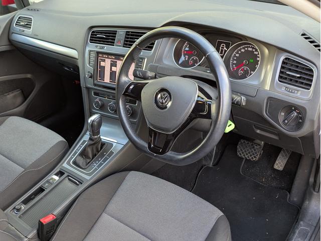 ゴルフ ４０ｔｈエディション　キーレス　純正ナビ　地デジＴＶ　バックカメラ　プリクラッシュセーフティ（13枚目）