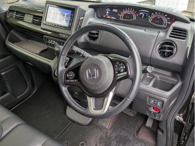 Ｎ－ＢＯＸカスタム Ｇ・Ｌターボホンダセンシング　ホンダセンシング　両側パワースライドドア　スマートキー　純正ナビ　地デジＴＶ　ブルートゥース　バックカメラ　ハーフレザーシート　シートヒーター（12枚目）
