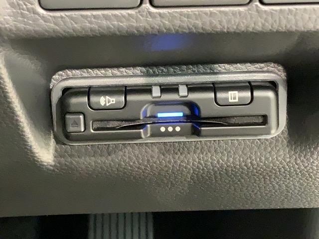 ステップワゴン スパーダ H SENSING 新車保証 禁煙試乗車 純正ナビLXM-247VFLi TV Rカメラ BTオ-ディオ DVD ETC LEDライト VSA シ-トヒ-タ- クルコン スマ-トキ- スペアキ-(12枚目)