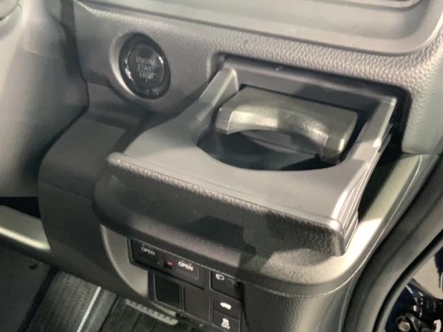 ステップワゴン スパーダ H SENSING 新車保証 禁煙試乗車 純正ナビLXM-247VFLi TV Rカメラ BTオ-ディオ DVD ETC LEDライト VSA シ-トヒ-タ- クルコン スマ-トキ- スペアキ-(30枚目)