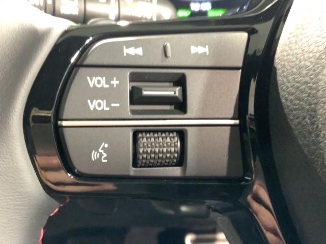 シビック ｅ：ＨＥＶ　ｅ：ＨＥＶ（５名）Ｈ　ＳＥＮＳＩＮＧ　最長５年保証　禁煙ワンオ－ナ－　純正ナビ　ＴＶ　Ｒカメラ　ＢＴオ－ディオ　ＥＴＣ　ＬＥＤライト　ＶＳＡ　シ－トヒ－タ－　純正アルミ（10枚目）